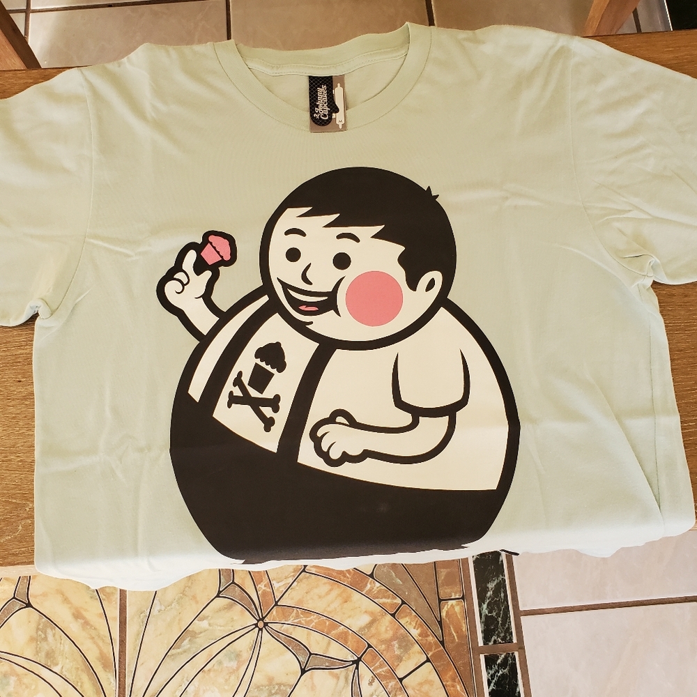 Johnny Cupcakes tshirt